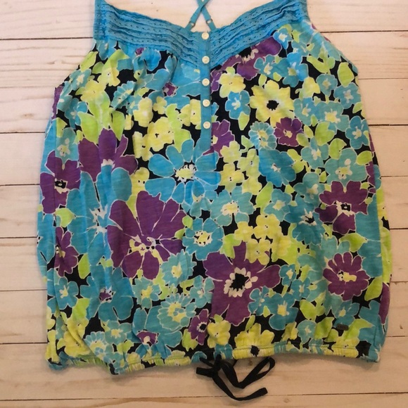 Aeropostale floral top - Picture 2 of 7